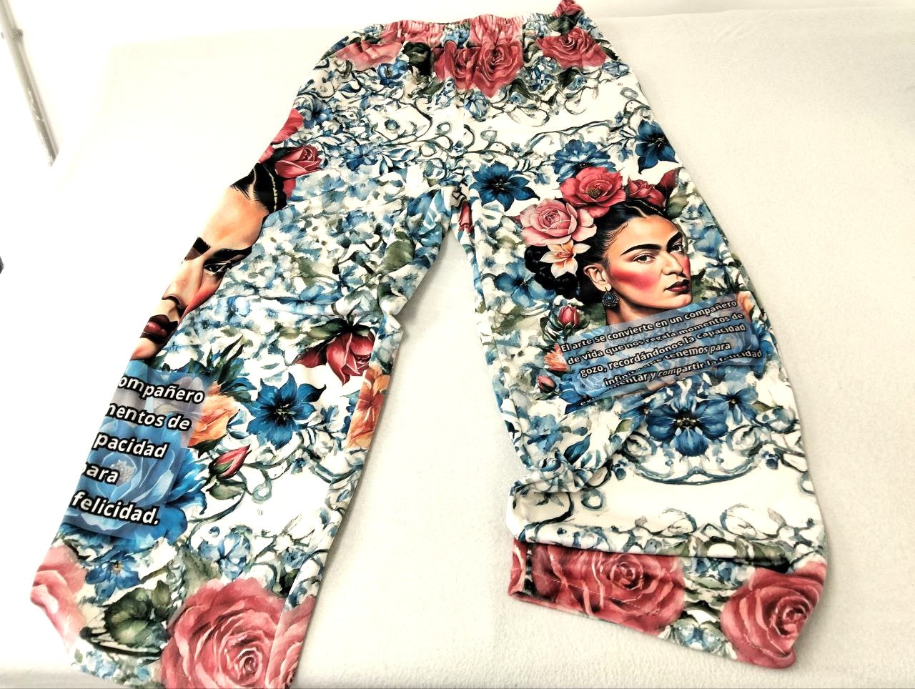 Completo 2 Pezzi Artistico 'Frida' Made in Italy - Morbido Effetto Velluto