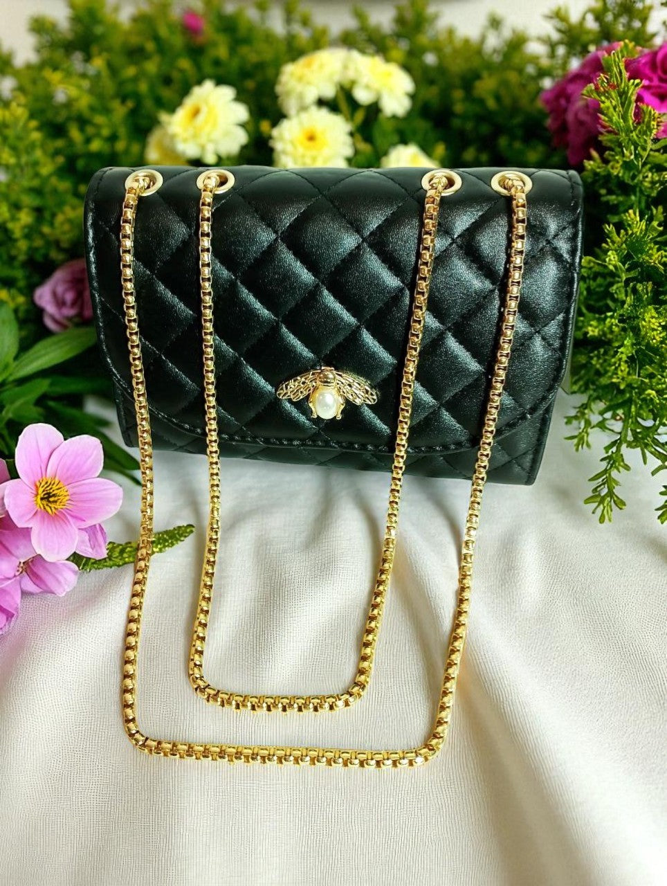 Borsa APETTA tracolla nera e oro